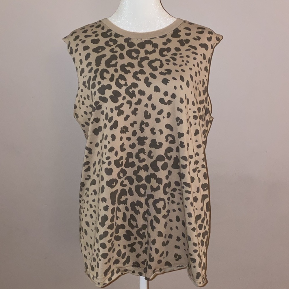 Zoe + Liv Leopard Print Tank Top